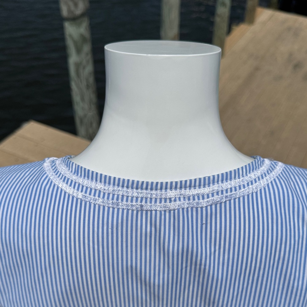 Blue and White Embroidered Tunic Top - Picture 5 of 15